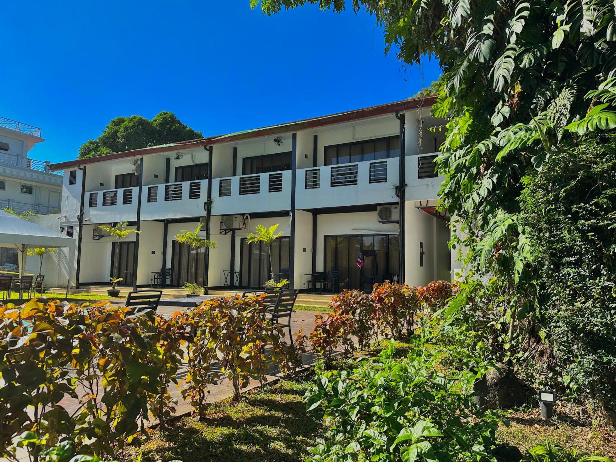 Fernando'S Hotel Sorsogon Exterior photo